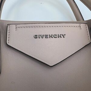 Givenchy Antigona Soft Leather Satchel
